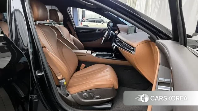 Genesis G80 (RG3) 2022 Черный из Кореи, фото 2