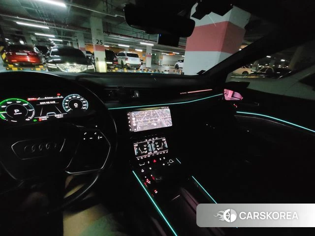 Audi e-Tron 2020 Черный из Кореи, фото 2