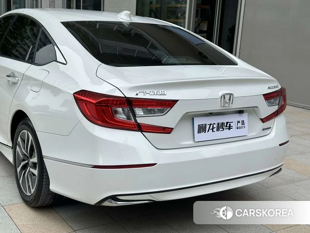 Honda Accord 2021 Белый из Китая, фото 2