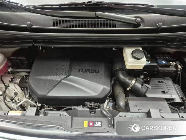 Hyundai Staria 2021 Белый из Кореи, фото 2