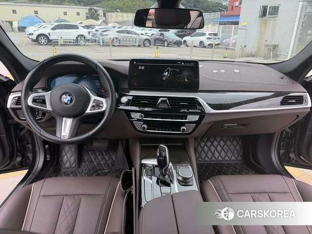 BMW 5 series 2021 Черный из Китая, фото 2
