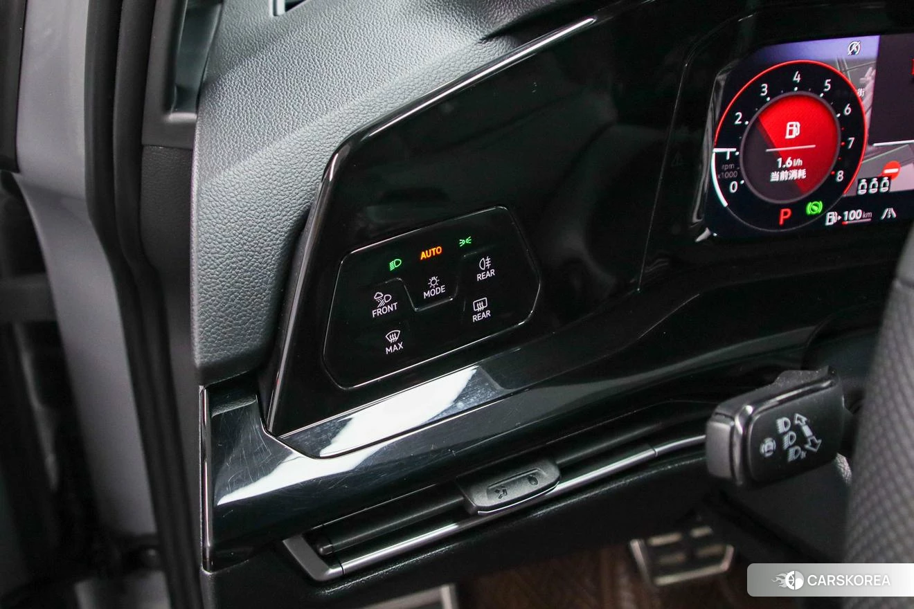 Volkswagen Golf 2022 Серебристо-серый из Китая, фото 2