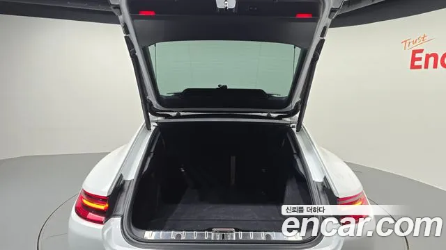 Porsche Panamera (971) 2018 Белый из Кореи, фото 2