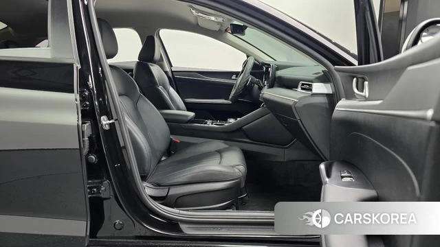 Kia K5 3rd generation 2021 Черный из Кореи, фото 2