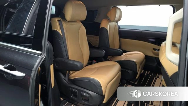 Kia Carnival 4th generation 2021 Черный из Кореи, фото 2