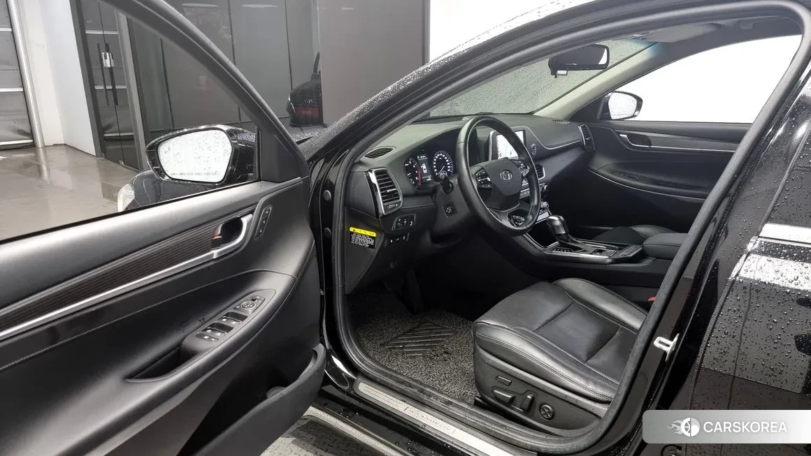 Hyundai Grandeur IG 2018 из Кореи, фото 2