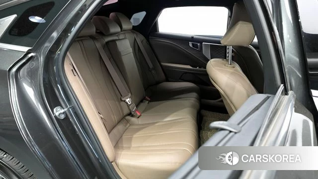 Kia K8 2023 Серый из Кореи, фото 2