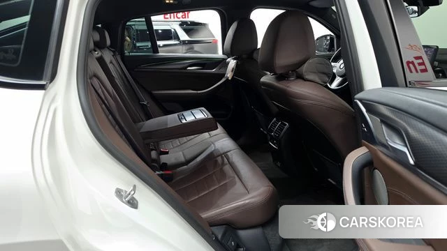 BMW X4 (G02) 2023 Белый из Кореи, фото 2