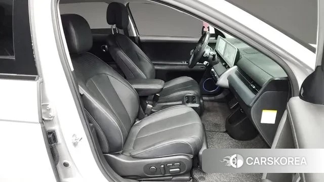 Hyundai Ionic 5 2023 Серебристо-серый из Кореи, фото 2