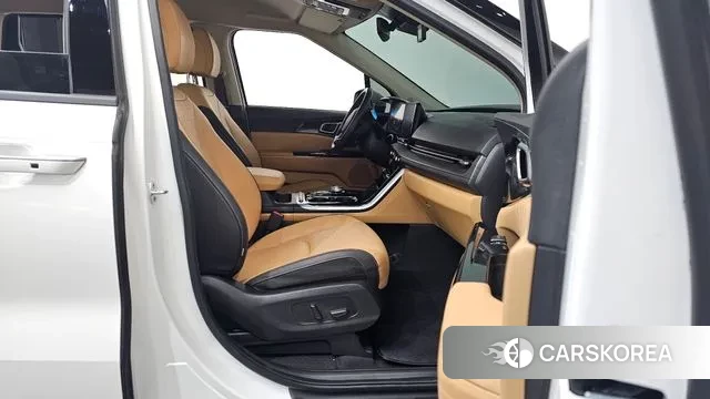 Kia Carnival 4th generation 2022 Белый из Кореи, фото 2