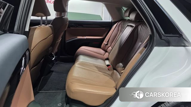 Hyundai Grandeur Hybrid (GN7) 2024 Белый из Кореи, фото 2