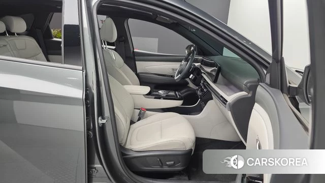Hyundai The New Tucson (NX4) 2024 Серый из Кореи, фото 2