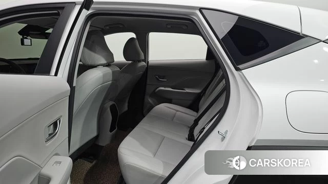 Hyundai Kona (SX2) 2023 Белый из Кореи, фото 2