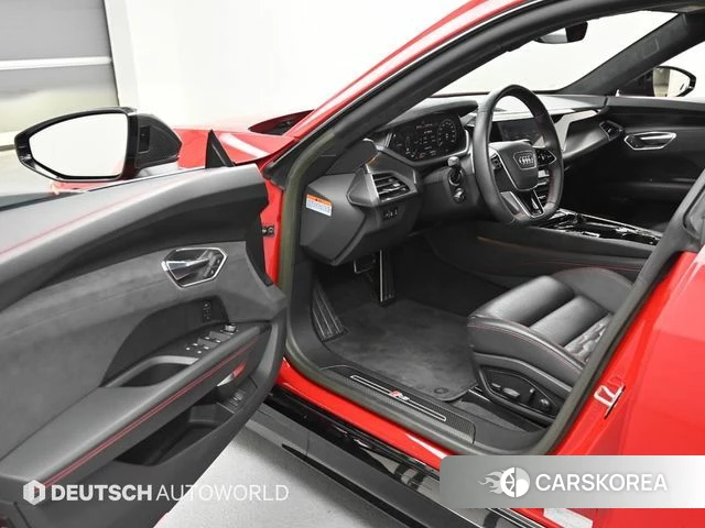 Audi RS e-Tron GT 2022 Красный из Кореи, фото 2