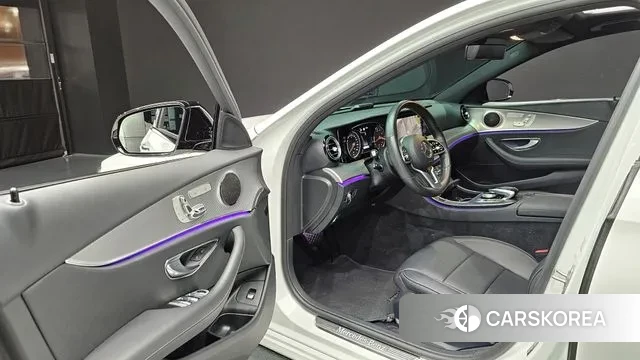 Mercedes-Benz E-Class W213 2020 Белый из Кореи, фото 2