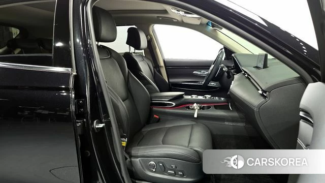 Genesis GV70 2022 Черный из Кореи, фото 2