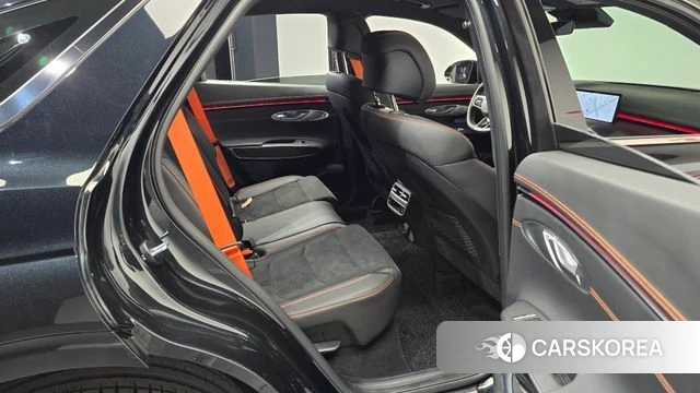 Genesis GV70 2025 Черный из Кореи, фото 2