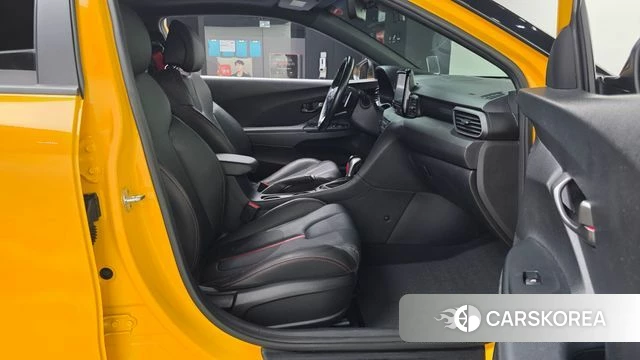Hyundai Veloster (JS) 2018 Желтый из Кореи, фото 2