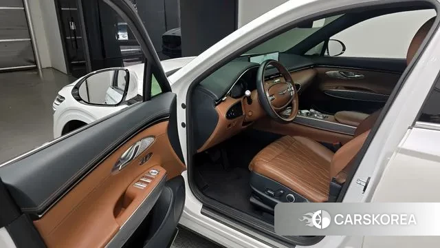 Genesis GV70 2021 Белый из Кореи, фото 2