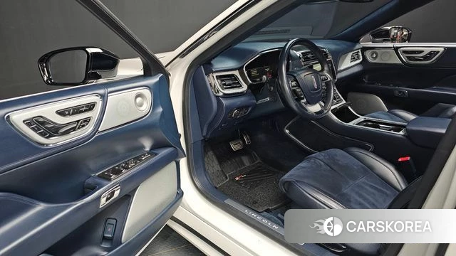 Lincoln Continental 10th Generation 2018 Белый из Кореи, фото 2