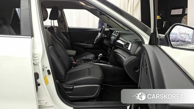 Ssangyong The New Tivoli 2023 Белый из Кореи, фото 2