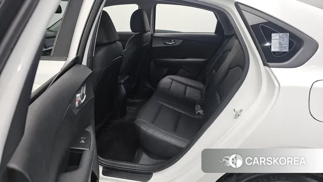 Kia Come New K3 2021 Белый из Кореи, фото 2