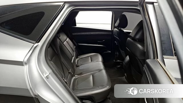 Hyundai Tucson (NX4) 2021 Серебристо-серый из Кореи, фото 2