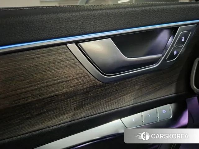 Audi A6 (C8) 2023 Белый из Кореи, фото 2