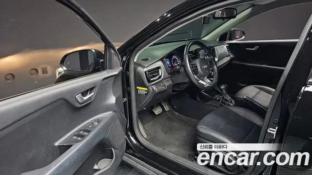 Kia Stonic id 2558746 из Кореи 2