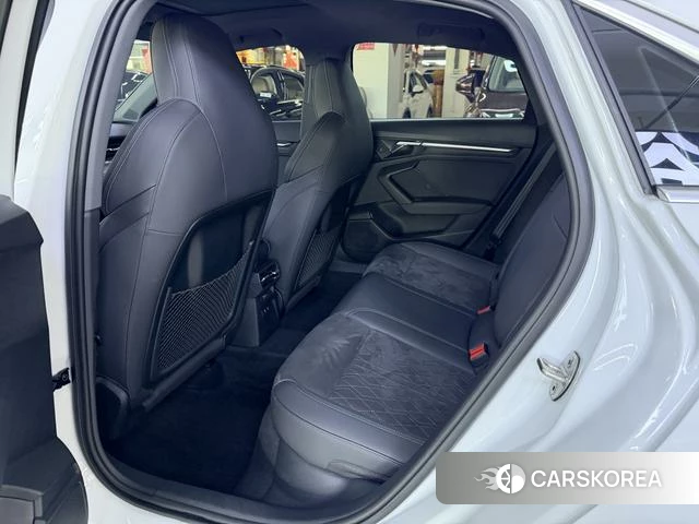 Audi A3 2022 Белый из Китая, фото 2