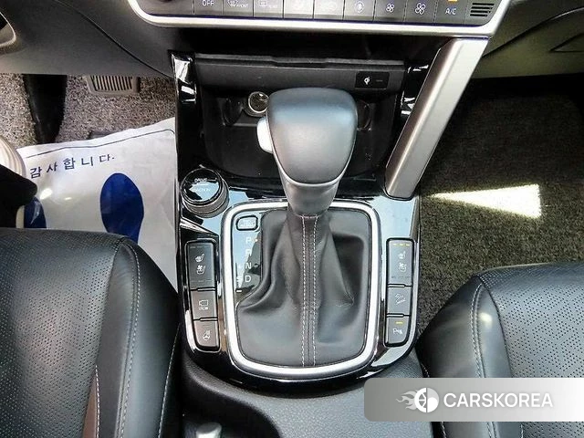 Kia Seltos 2019 Белый из Кореи, фото 2