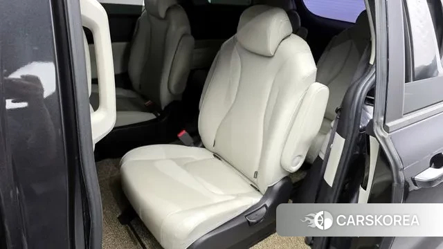 Kia Carnival 4th generation 2021 Серый из Кореи, фото 2