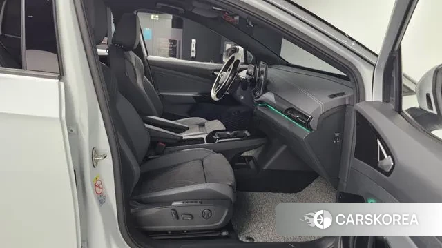 Volkswagen ID.4 2025 Белый из Кореи, фото 2