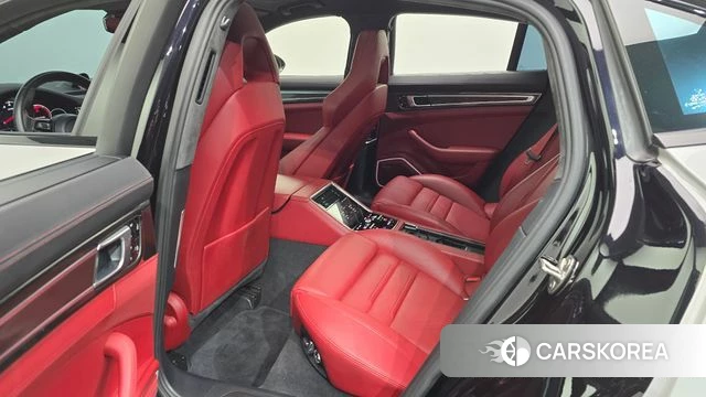 Porsche Panamera (971) 2021 Серебристо-серый из Кореи, фото 2