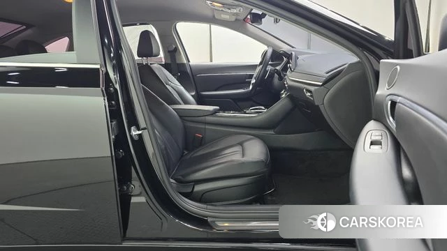 Hyundai Sonata (DN8) 2020 Черный из Кореи, фото 2