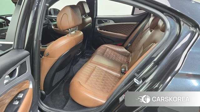 Genesis G70 2018 Черный из Кореи, фото 2