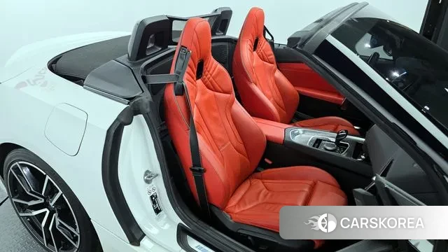 BMW Z4 (G29) 2023 Белый из Кореи, фото 2