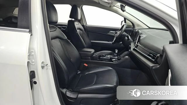 Kia Sportage 5th Generation 2022 Белый из Кореи, фото 2