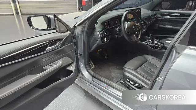 BMW 6 Series GT (G32) 2023 Серебряный из Кореи, фото 2