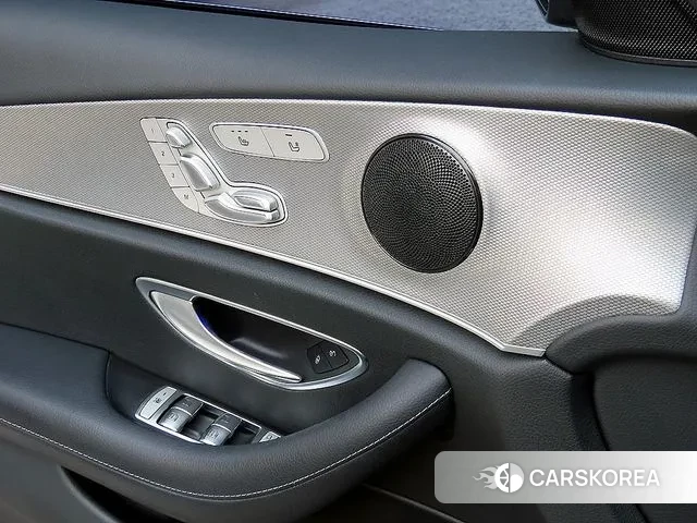 Mercedes-Benz E-Class W213 2019 Серебряный из Кореи, фото 2