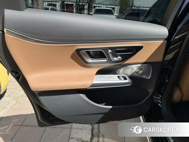 Mercedes-Benz E-class 2024 Черный из Китая, фото 2