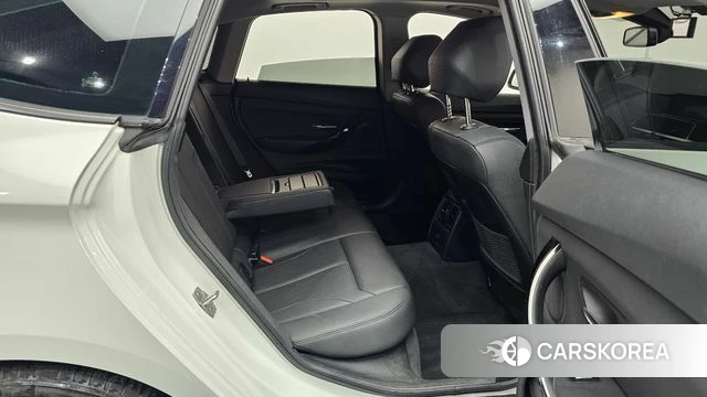 BMW 3 Series GT (F34) 2018 Белый из Кореи, фото 2