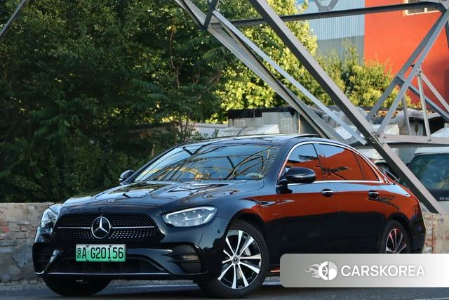 Mercedes-Benz E-class PHEV 2023 Черный из Китая, фото 2