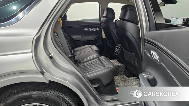 Genesis GV70 2021 Серебристо-серый из Кореи, фото 2