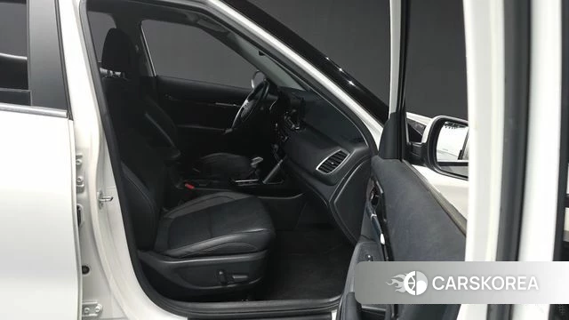 Kia Seltos 2022 Белый из Кореи, фото 2