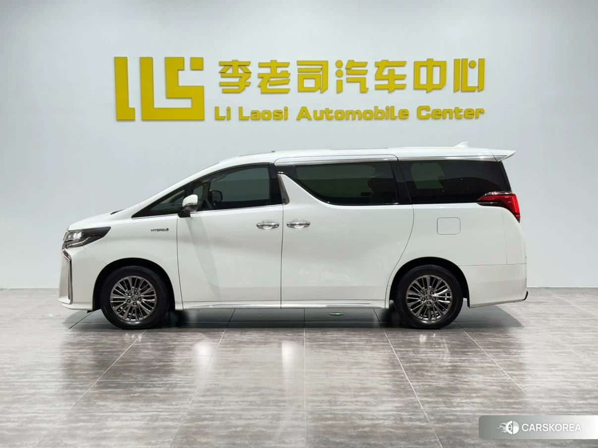 Toyota Elfa 2021 Белый из Китая, фото 2