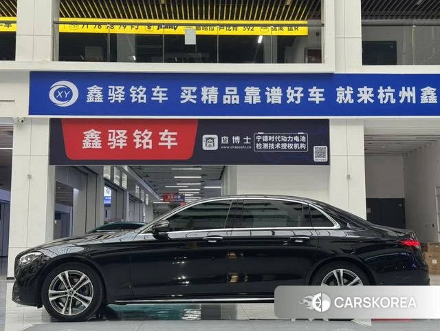 Mercedes-Benz E-class 2022 Черный из Китая, фото 2