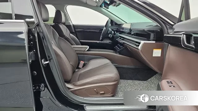 Hyundai Grandeur Hybrid (GN7) 2023 Черный из Кореи, фото 2