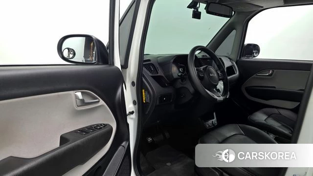 Kia The New Kia Ray 2023 Белый из Кореи, фото 2