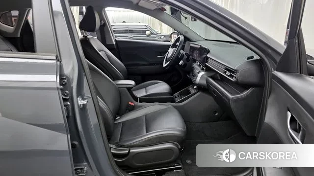 Hyundai Kona (SX2) 2023 Серый из Кореи, фото 2